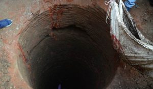 Uttar Pradesh : संभल में मिला जागृत कूप, खुदाई जारी