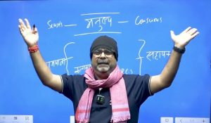 पिता पोस्टमास्टर, मां वकील… जानिए कितनी संपत्ति के मालिक हैं AAP नेता अवध आझा