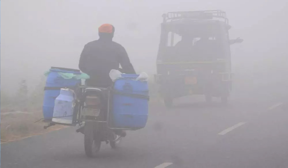 Punjab Weather Update: पंजाब के 9 जिलों में ठंड और कोहरे का ऑरेंज अलर्ट,  तापमान में भारी गिरावट - Dainik Savera Times | Hindi News Portal