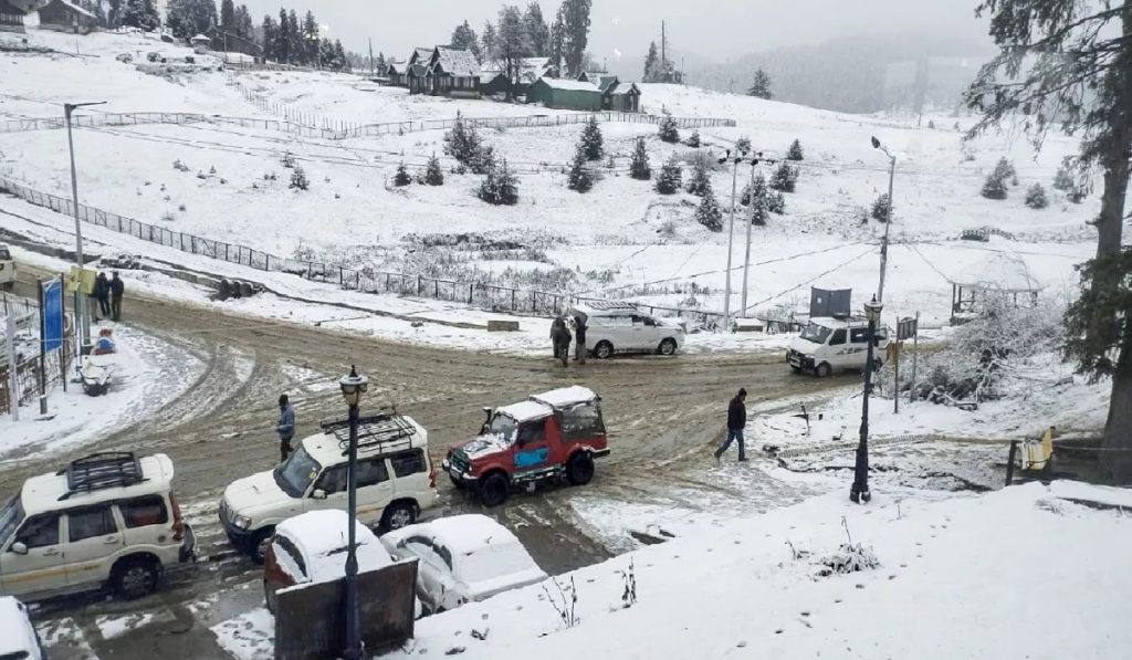 kashmir पहली बर्फबारी