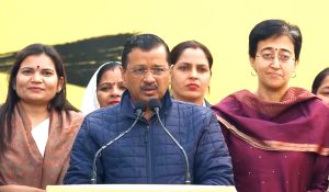 महिलाओं को 2100 रुपए दूंगा… मैं अकाउंट का जादूगर हूं, केजरीवाल का बड़ा ऐलान 