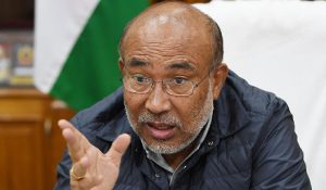 Manipur violence : CM एन बीरेन सिंह ने मांगी माफी, शांति की अपील, कहा- पूरा साल दुर्भाग्यपूर्ण रहा