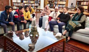 राहुल गांधी ने भरोसा दिया, नहीं की आर्थिक मदद, मुलाक़ात के बाद बोले संभल हिंसा में मारे गए लोगों के परिजन