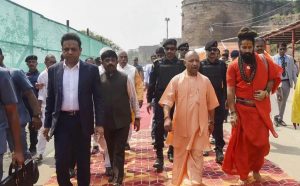 अखाड़ों-कल्पवासियों के लिए खुशखबरी, योगी सरकार ने महाकुंभ में राशन की दरों में की कटौती