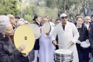 तबला वादक जाकिर हुसैन सैन फ्रांसिस्को में सुपुर्द-ए-ख़ाक, तालवादक शिवमणि ने संगीतमय विदाई दी