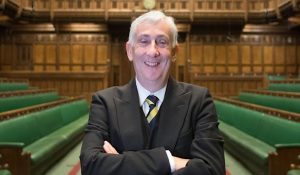 ब्रिटेन एआई के इस्तेमाल के मामले में India से सीख सकता है : Lindsay Hoyle