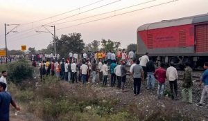 Pushpak Train Accident : ट्रेन हादसे पर PM मोदी समेत इन नेताओं ने जताया दुख, पीड़ित परिवारों के लिए किया मुआवजे का ऐलान