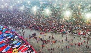 प्रयागराज महाकुंभ में आस्था के साथ अर्थव्यवस्था का भी संगम, 6 से 10 लाख लोगों को मिलेगा रोजगार