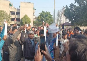 चंडीगढ़ भाजपा ने ई-रिक्शा के चालान काटने पर किया रोष प्रदर्शन