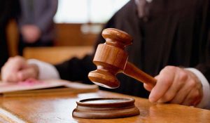 फ्रेंच अखबार के दफ्तर पर हमला करने वाले को 30 साल की जेल, दोषी के वकील बोले…