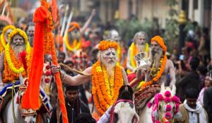 Mahakumbh 2025 : महाकुंभ में श्रद्धालुओं की भारी भीड़, जानिए अब तक कितने भक्तों ने किया स्नान