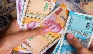 केंद्र ने 8th Pay Commission को दी मंजूरी, जानिए सरकारी कर्मचारियों की सैलरी और पेंशन में कब से होगी बढ़ोतरी