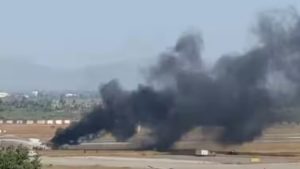 Helicopter Crash: पोरबंदर कोस्टगार्ड एयरपोर्ट पर एयर एन्क्लेव में हेलिकॉप्टर क्रैश, दो पायलट समेत तीन की मौत