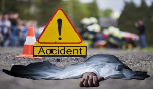 Auraiya में सड़क हादसे में कई वाहन टकराए, 2 की मौत, कई घायल