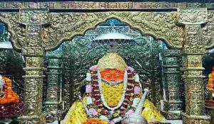 ऐसा मंदिर जहां पर नारियल से लगाई जाती हैं अर्जी, मंन्नत पूरी हाेने पर सपने में दिखाई देते हैं बंदर