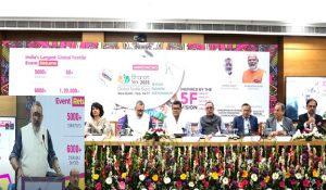 Bharat Tex 2025 : ग्लोबल टेक्सटाइल फर्म्स के लिए भारत एक भरोसेमंद सोर्सिंग डेस्टिनेशन बना