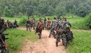 Chatra Crime : नक्सलियों ने अपहरण के बाद शख्स की हत्या कर शव जंगल में फेंका