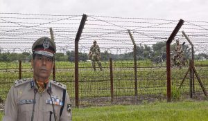 Bangladesh सीमा पर हालात सामान्य, घुसपैठ और तस्करी रोकने के लिए BSF पूरी तरह मुस्तैद : Daljit Singh Chaudhary