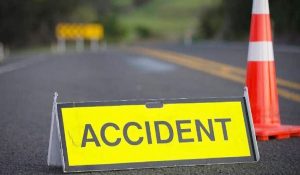 Jammu & Kashmir : बारामूला में महबूबा मुफ्ती की एस्कॉर्ट गाड़ी दुर्घटनाग्रस्त, 3 पुलिसकर्मी घायल