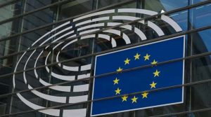 EU ने US Tariffs की आलोचना की, निशाना बनाए जाने पर दी जाएगी कड़ी प्रतिक्रिया : प्रवक्ता
