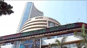 शेयर बाजार के शुरुआती कारोबार में आई गिरावट, जानें Sensex और Nifty के हाल 