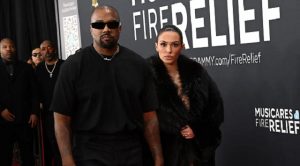 पुलिस ने रैपर Kanye West और उनकी पत्नी बियांका सैंसरी को इवैंट से निकला बाहर