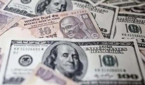 Rupee vs Dollar: रुपया शुरुआती कारोबार में 16 पैसे टूटकर 86.88 प्रति डॉलर पर पहुंचा