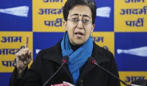 Delhi News : चुनाव में मिली हार के बाद केजरीवाल के घर हुई AAP की बैठक, पूर्व CM आतिशी ने बताया क्या है पार्टी का टार्गेट