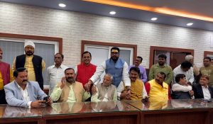 बिहार में नीतीश मंत्रिमंडल का हुआ विस्तार, 7 नए विधायकों ने ली मंत्री पद की शपथ