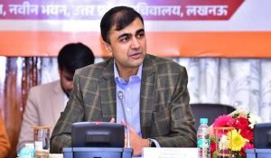 भ्रष्टाचार के आरोप में निलंबित IAS अभिषेक प्रकाश के खिलाफ योगी सरकार का बड़ा एक्शन, विजिलेंस जांच शुरू