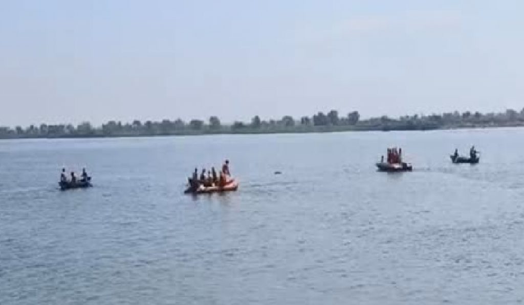 Bodies of 6 people recovered