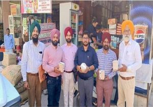 विजिलेंस ब्यूरो और स्वास्थ्य विभाग ने मिलकर बिना लाइसेंस वाली सोया चाप, मोमोज फैक्ट्री को किया सील