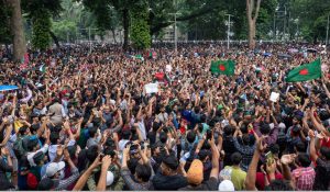 Bangladesh: NCP और BNP के बीच हुई झड़प, दर्जनों लोग घायल