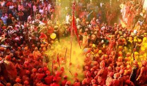 वृंदावन के ‘Shri Priyakant Ju’ मंदिर में खेली जाएगी हाइड्रोलिक होली, भक्तों पर बरसेगा टेसू का रंग