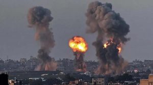 Israel Gaza War : इजरायल ने गाजा को बनाया निशाना, किए भीषण हवाई हमले, 69 लोगों की मौत
