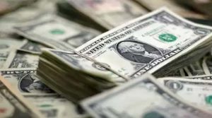 रुपया शुरुआती कारोबार में डॉलर के मुकाबले 30 पैसे गिरकर 87.25 पर पहुंचा 