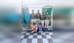 कांगड़ा पुलिस को मिली बड़ी कामयाबी, दिल्ली एयरपोर्ट से 2 महिला नशा तस्कर गिरफ्तार, खातों में 4.50 लाख का लेन-देन
