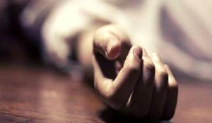 पुल से लटके मिले युवक और नाबालिग लड़की, जांच जारी