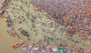 Maha Kumbh के बाद त्रिवेणी के पावन जल की यूपी के बाहर राज्यों में बढ़ी मांग