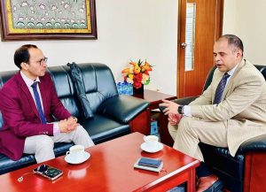 चीन में खुलेपन, मीडिया की स्थिति व बदलावों पर चर्चा-भारतीय कौंसल जनरल से खास मुलाकात