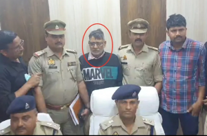 पकड़ा गया हाथरस का अय्याश प्रोफेशर: 30 से ज्यादा छात्राओं का शोषण, 65 अश्लील वीडियो मिली थीं