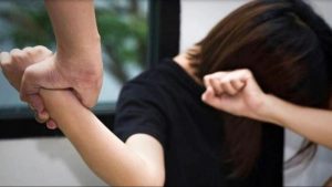 बांग्लादेश में मायके आई हिंदू महिला से रेप, दरिंदगी का बनाया वीडियो; जानें मामला