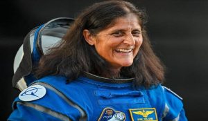 9 महीने बाद अंतरिक्ष से धरती के लिए लौट रही सुनिता विलियम्स, जानें कब और कहां होगी लैडिंग
