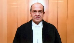 एक्शन में दिल्ली पुलिस, जस्टिस वर्मा कैश कांड मामले में SHO समेत 8 पुलिसकर्मियों के मोबाइल जब्त