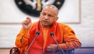 योगी आदित्यनाथ के विमान में आई तकनीकी खराबी, आगरा एयरपोर्ट पर इमरजेंसी लैंडिंग