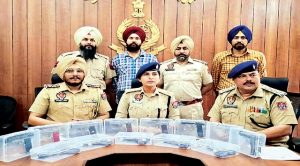 पंजाब पुलिस की बड़ी सफलता, अंतर्राज्यीय हथियार तस्करी का किया भंडाफोड़, 14 पिस्टल समेत 6 बदमाश किए काबू