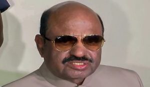 राज्यपाल CV आनंद बोस की बिगड़ी तबीयत, अस्पताल में भर्ती, CM ममता ने जाना हाल