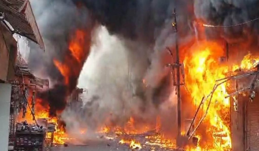 Massive fire in Bangaon