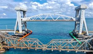 Pamban Bridge Inauguration : तमिलनाडु दौरे पर PM मोदी, भारत के पहले वर्टिकल लिफ्ट समुद्री ब्रिज का करेंगे उद्घाटन… जानिए कितना है खास