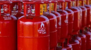 नवरात्रि के बीच बड़ी राहत…इतने रुपए सस्ता हुआ LPG सिलेंडर, जानें आपके शहर में क्या है इनके नए दाम